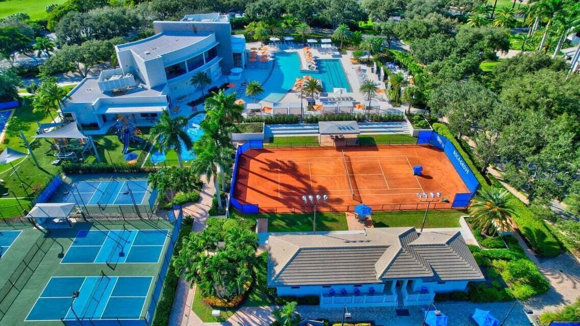LOS RAYOS DE SOL - Residential Lease