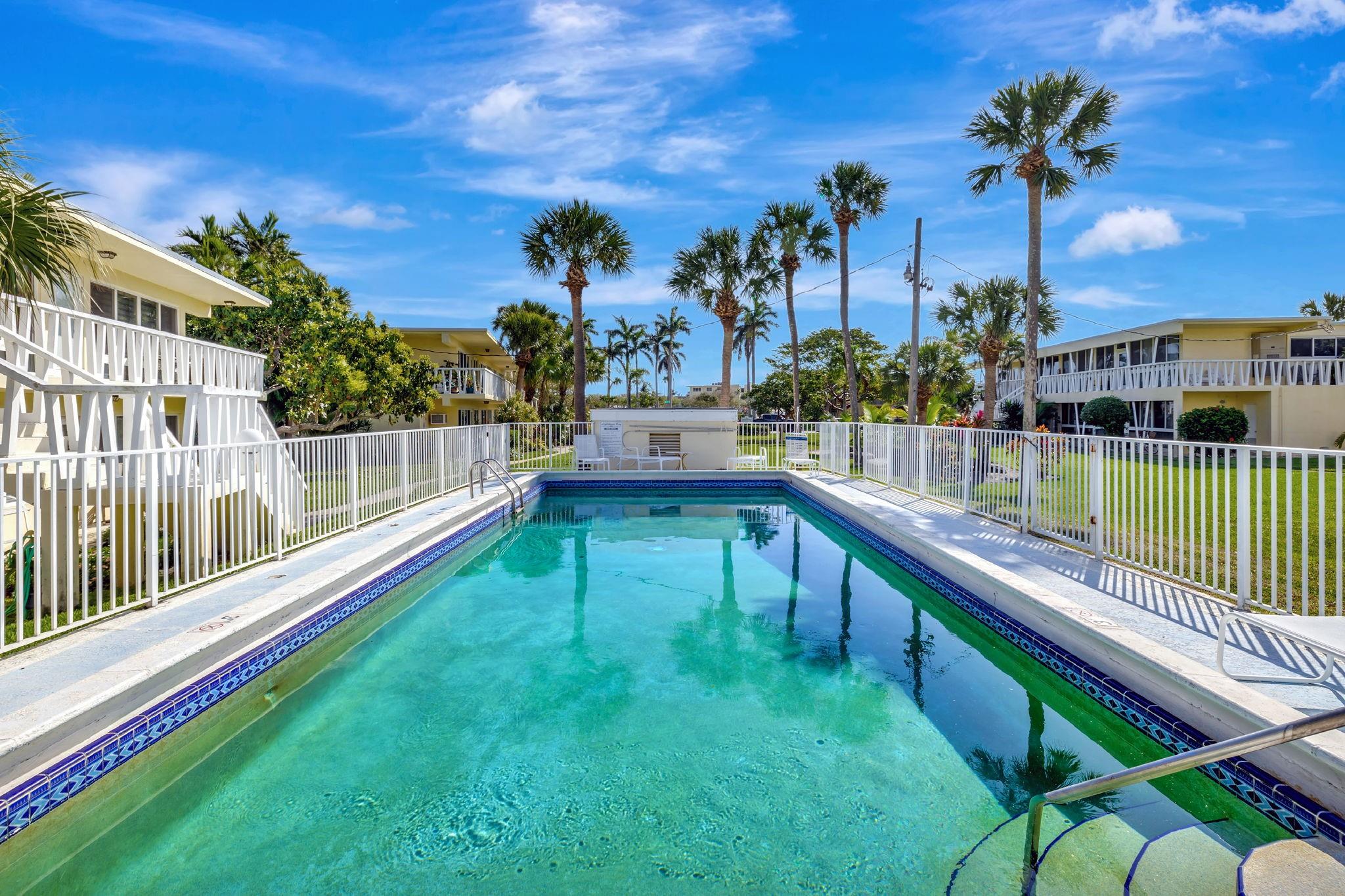 Lighthouse Bay Condo - Residential