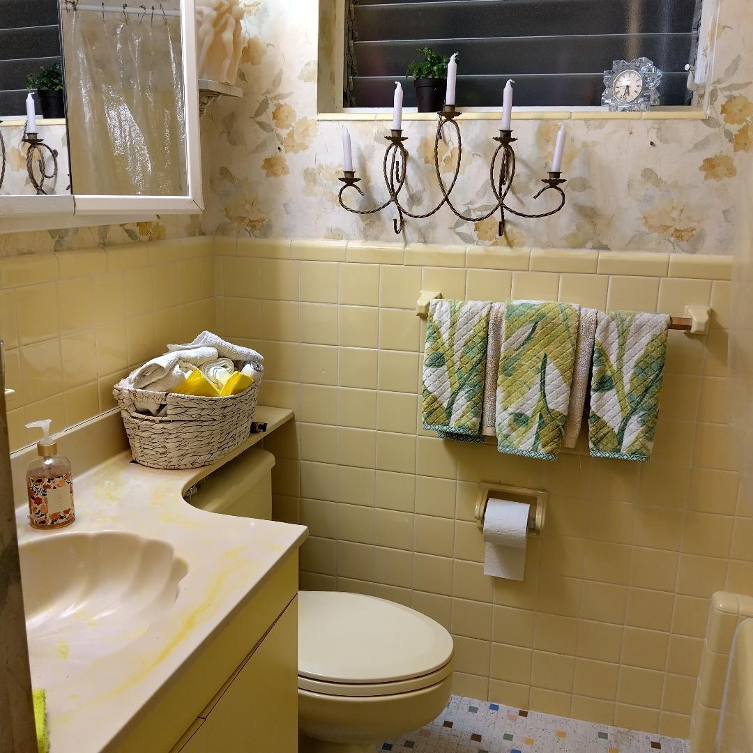 Lighthouse Bay Condo - Residential