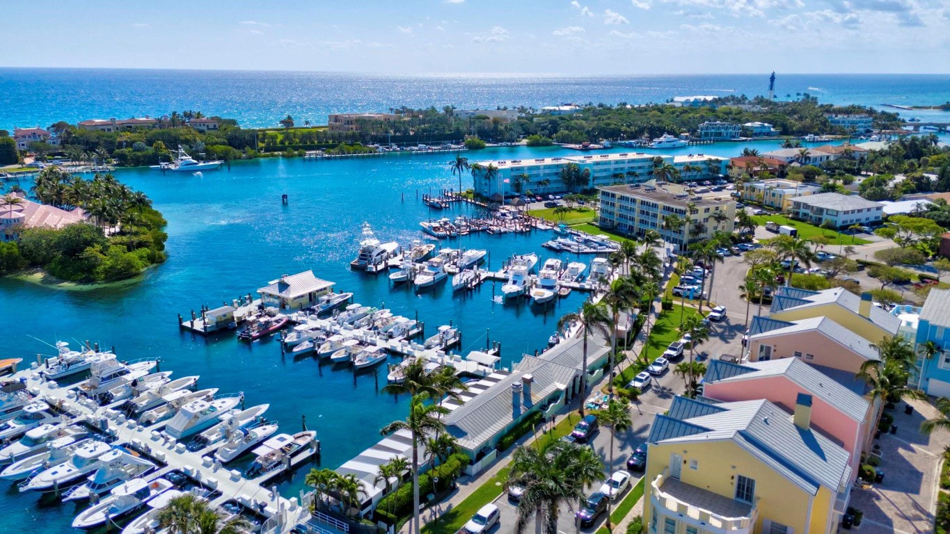 Lighthouse Bay Condo - Residential