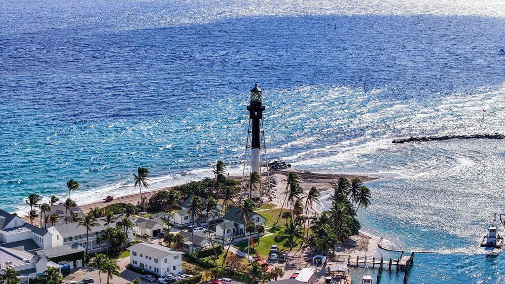 Lighthouse Bay Condo - Residential