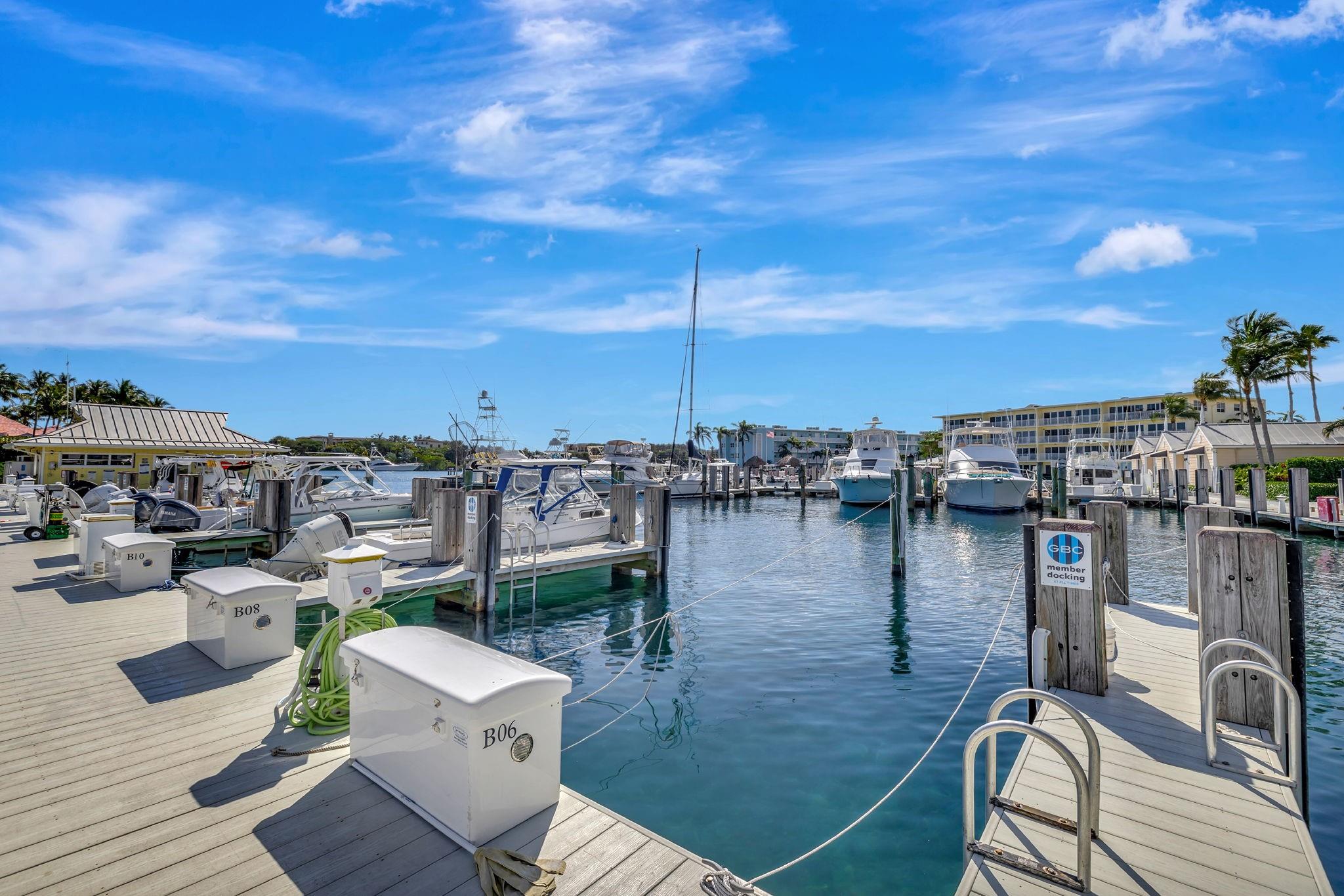 Lighthouse Bay Condo - Residential