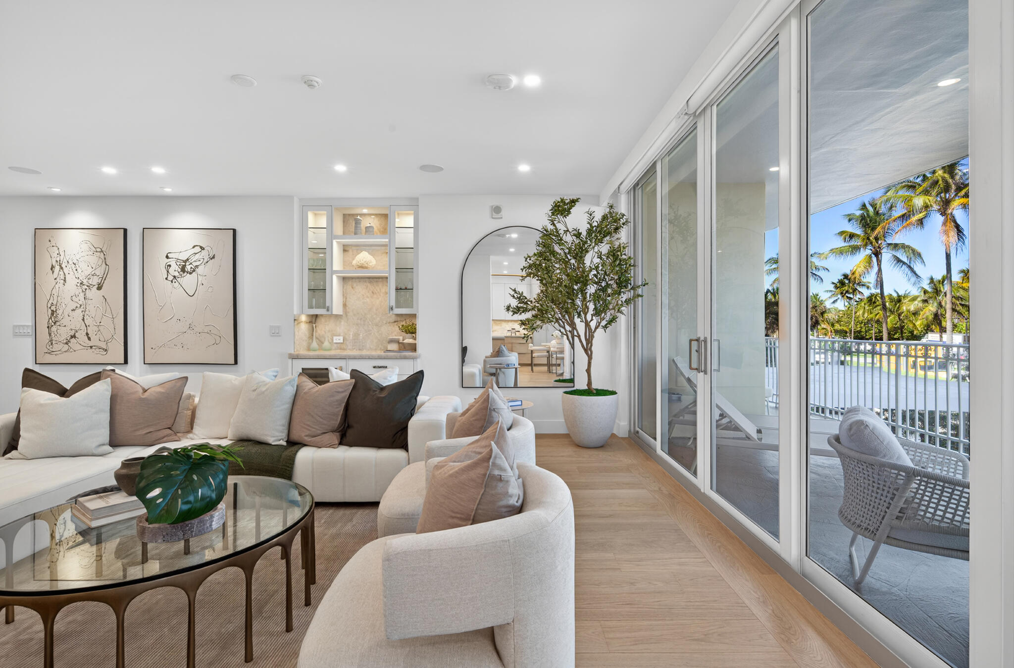 ONE ROYAL PALM WAY CONDO - Residential