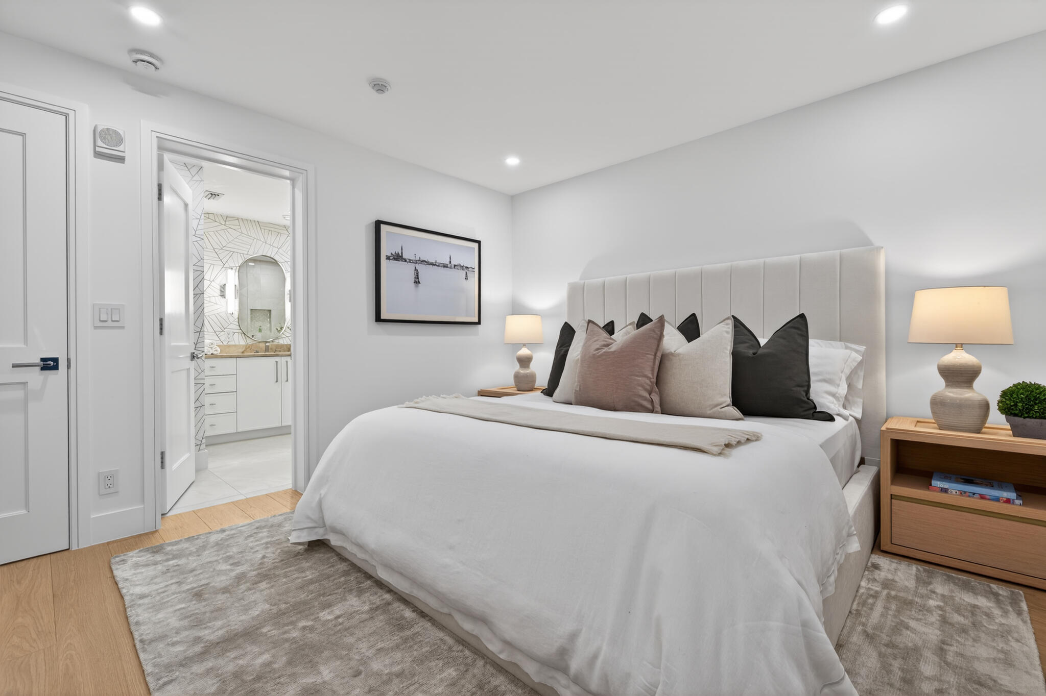 ONE ROYAL PALM WAY CONDO - Residential