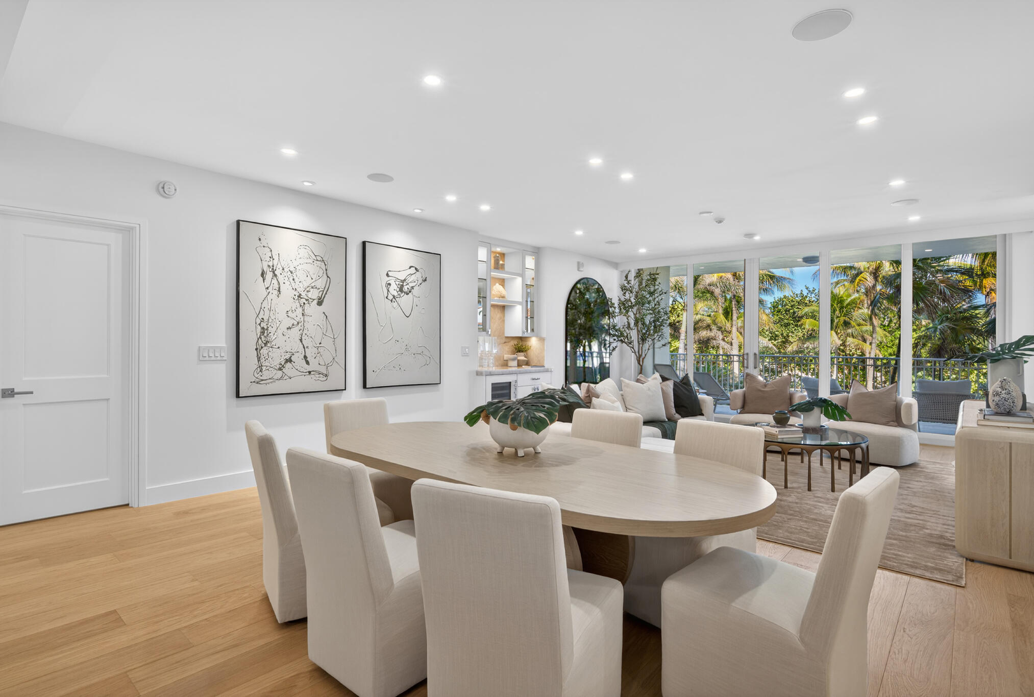 ONE ROYAL PALM WAY CONDO - Residential