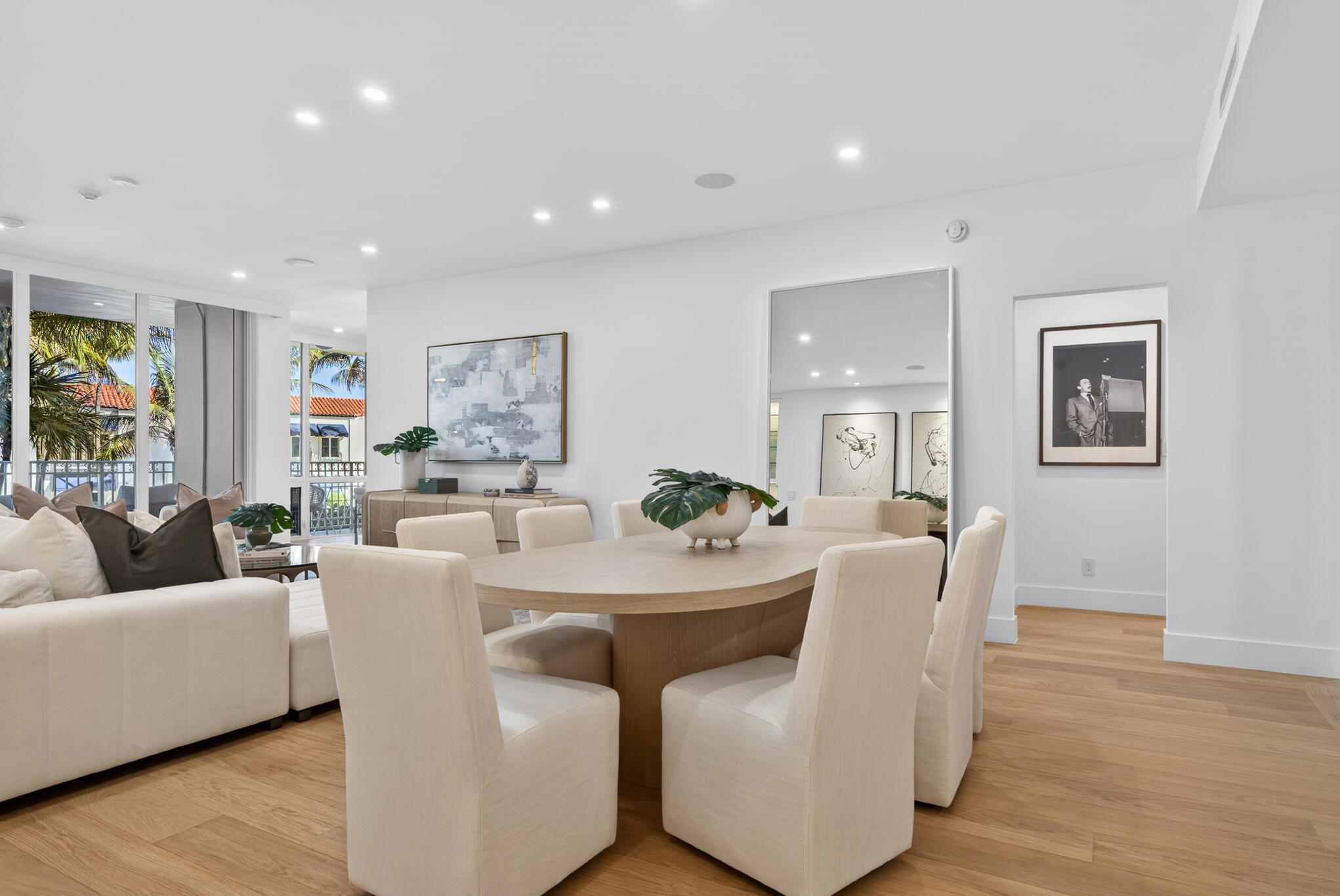 100 Royal Palm Way D2