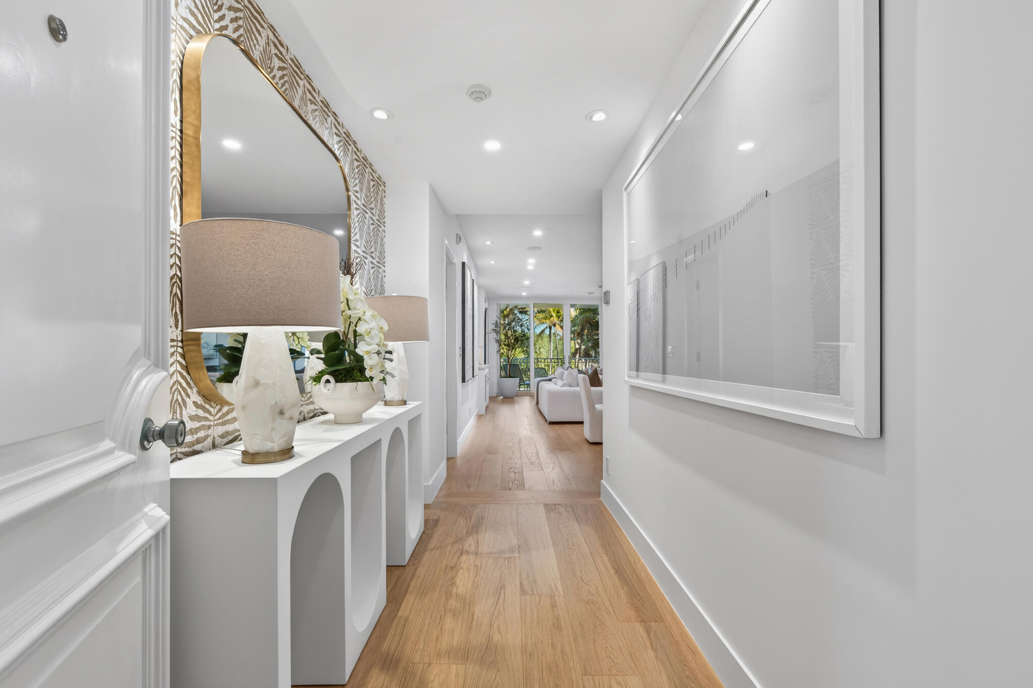 100 Royal Palm Way D2