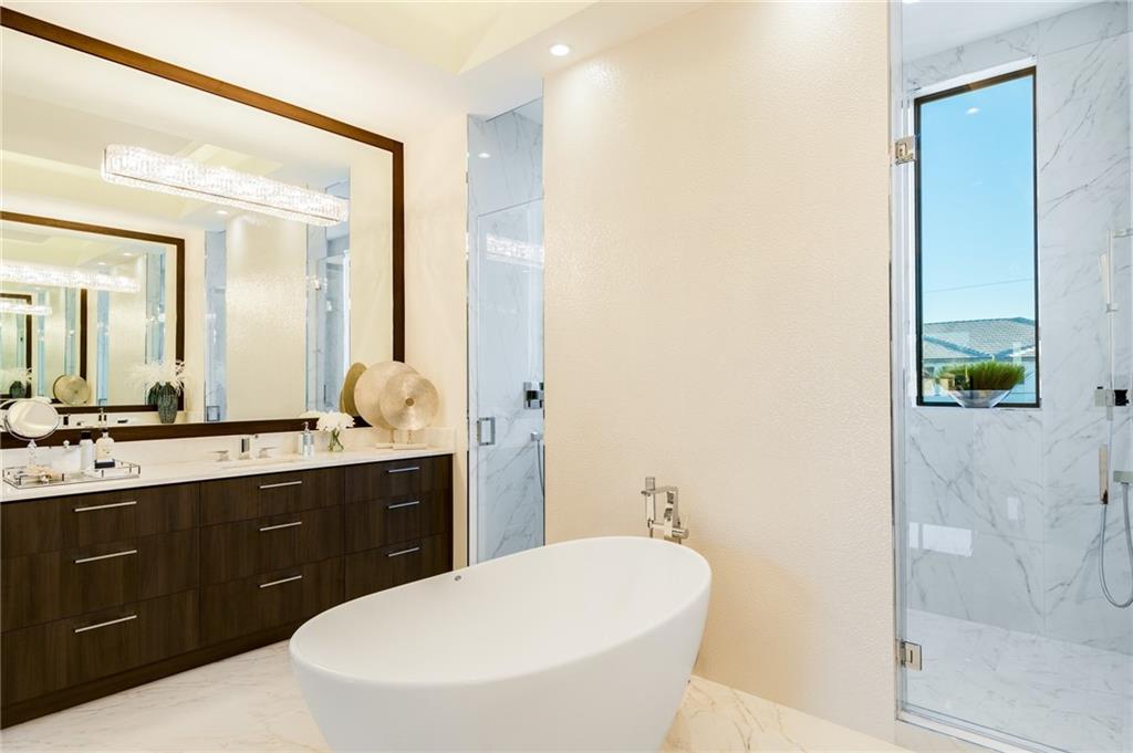 Lighthouse Point 6th Sec - Residential