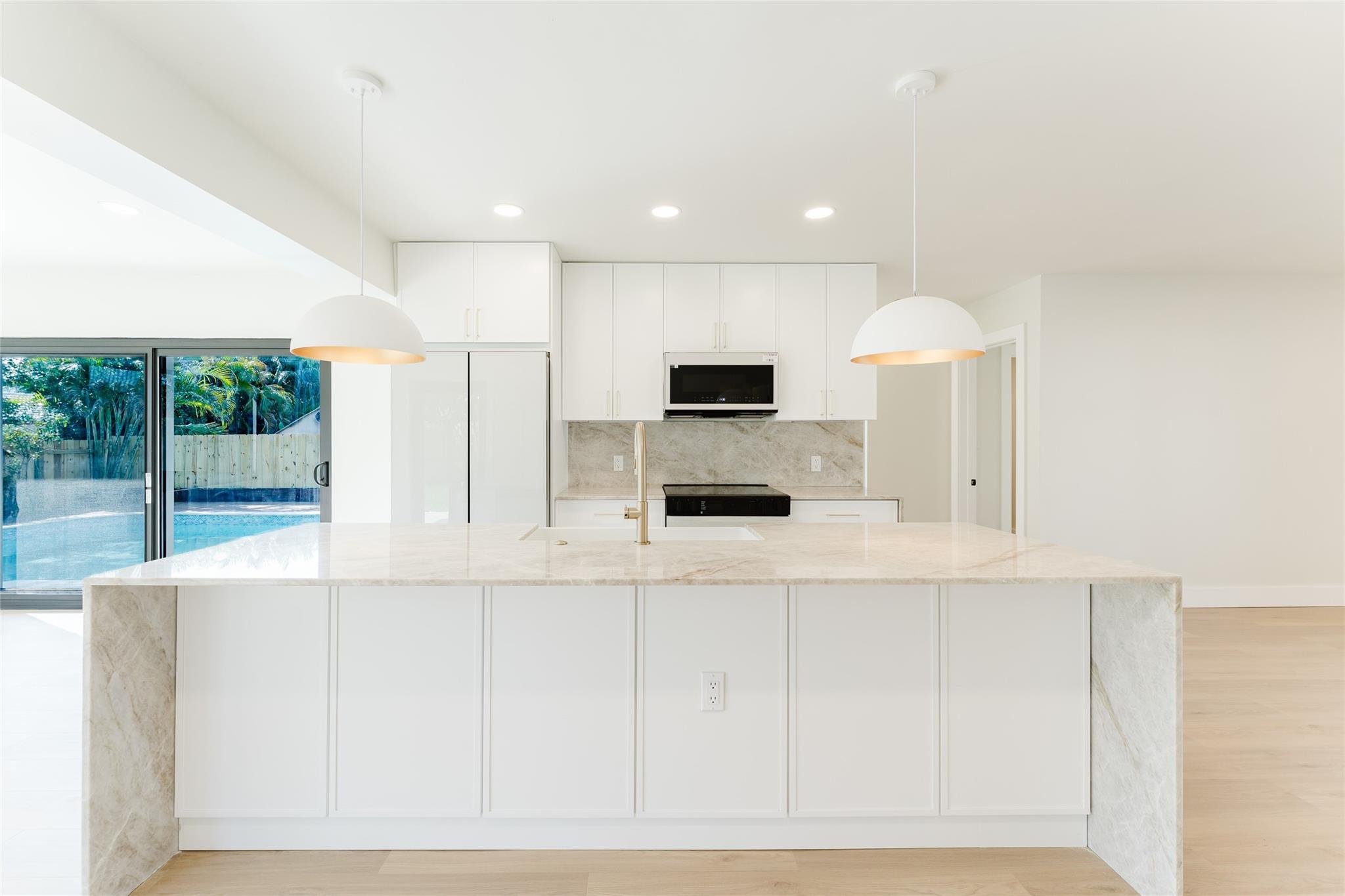 812 SE 9th Terrace