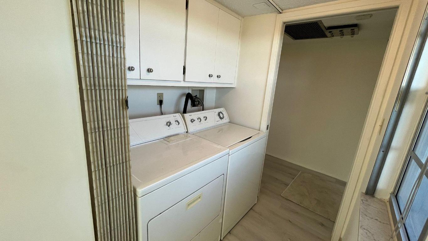 NO 104 PALM-AIRE COUNTRY CLUB - Residential Lease