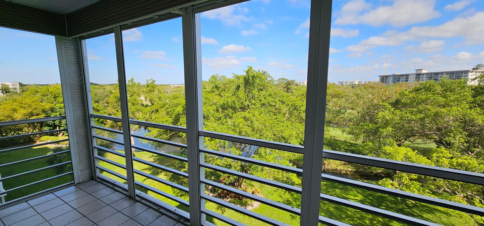 NO 104 PALM-AIRE COUNTRY CLUB - Residential Lease