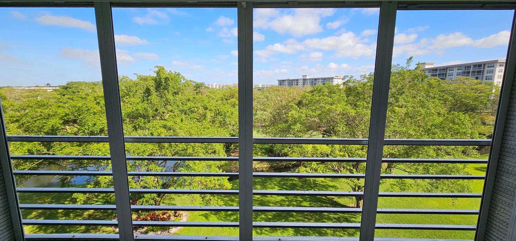 NO 104 PALM-AIRE COUNTRY CLUB - Residential Lease