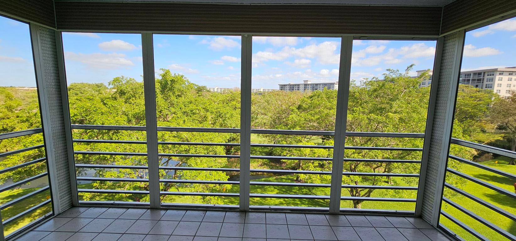 NO 104 PALM-AIRE COUNTRY CLUB - Residential Lease