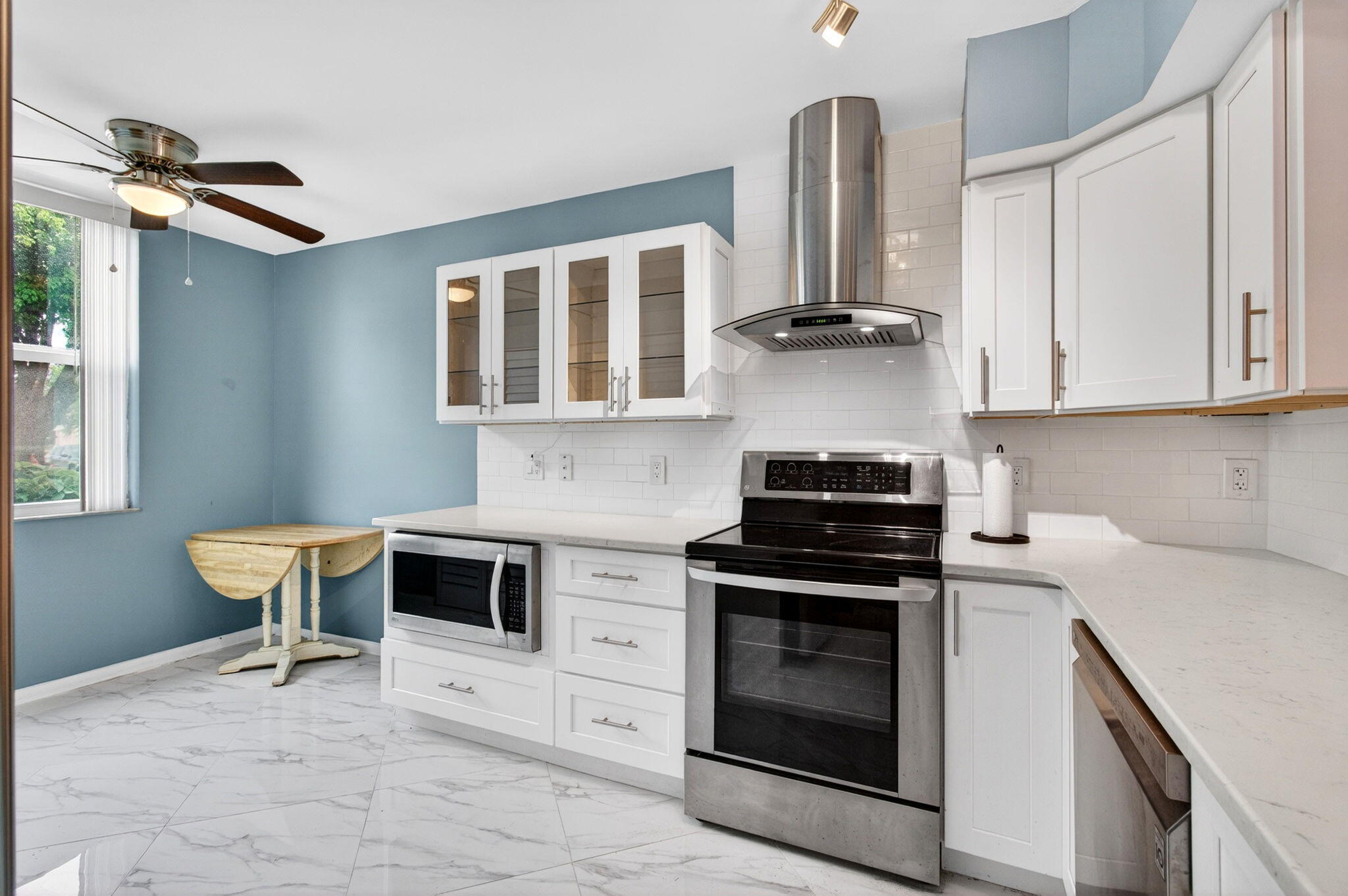 VILLAGES OF ORIOLE ABBEY CONDO - Residential