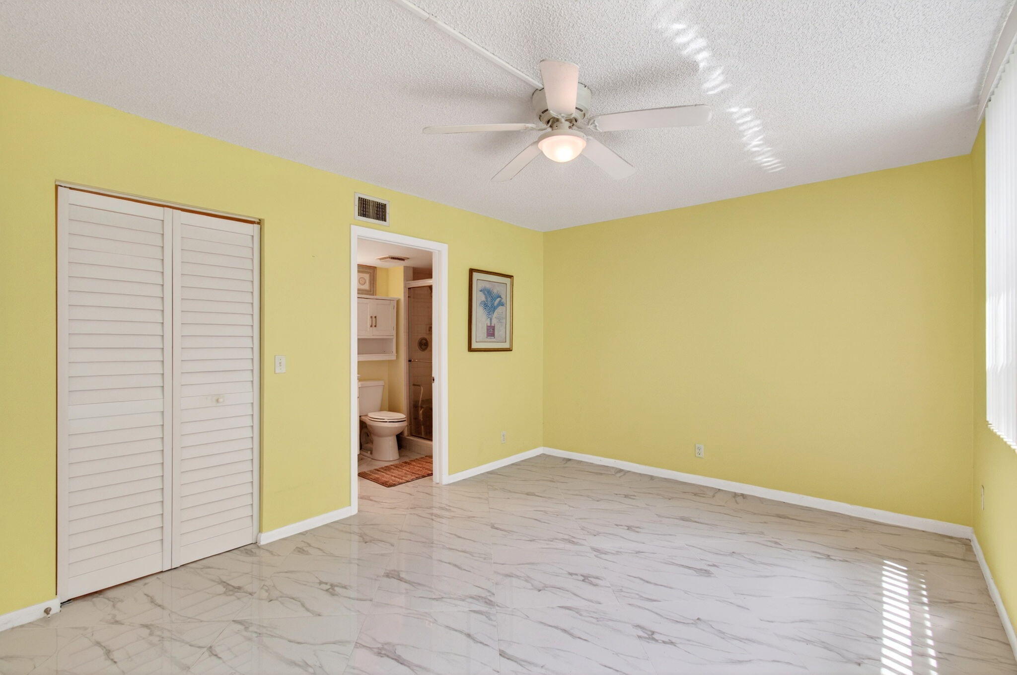 VILLAGES OF ORIOLE ABBEY CONDO - Residential