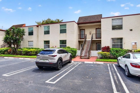 Tiny photo for 18 Willowbrook Lane #103, Delray Beach, FL 33446 (MLS # B26018214)