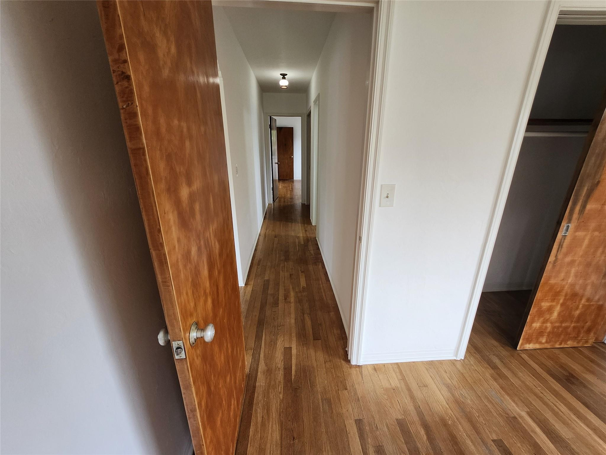 HOLLYWOOD LITTLE RANCHES - Residential Lease