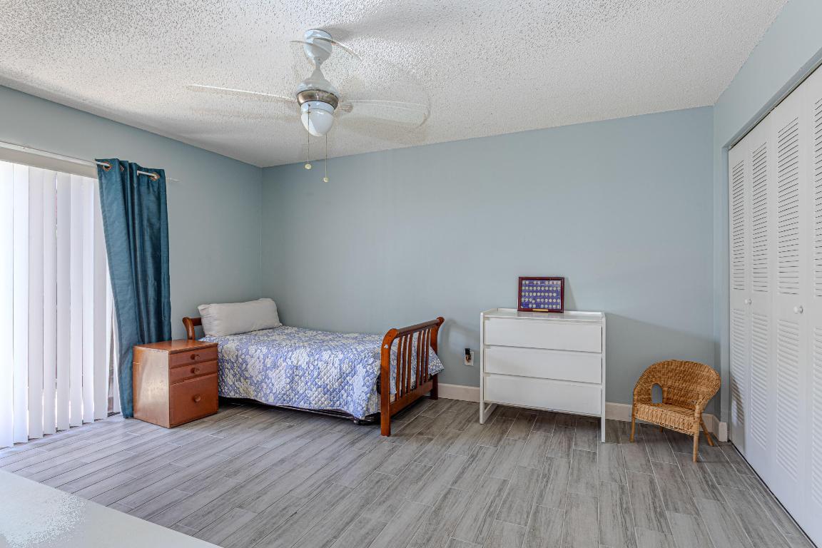 Summit Trail - Residential