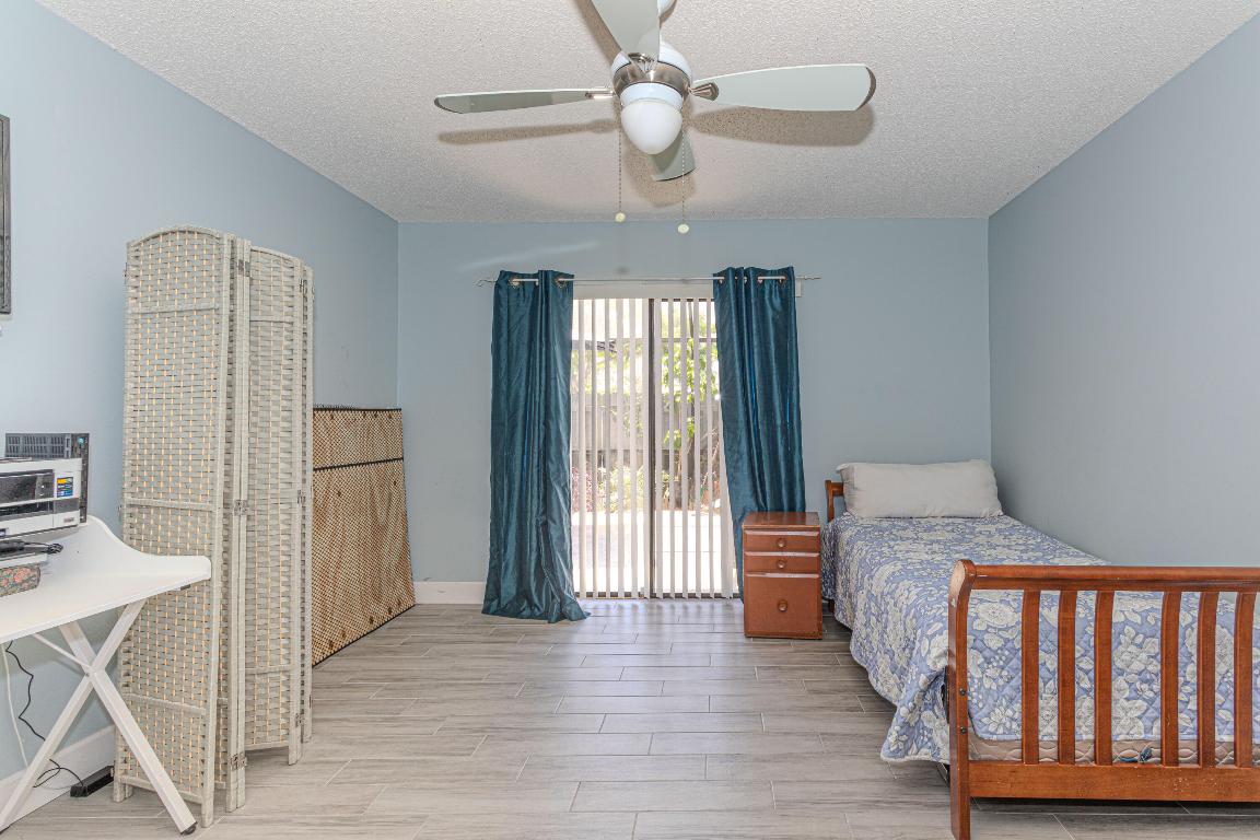 Summit Trail - Residential