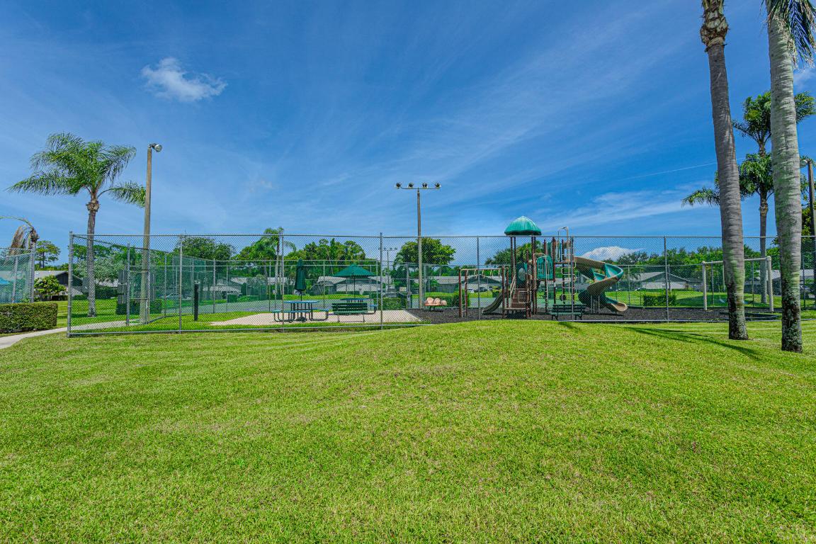 Summit Trail - Residential