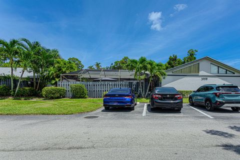 1038 Summit Trail Circle A West Palm Beach FL 33415