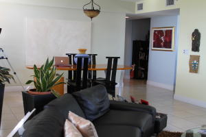 610 Clematis Condominium - Residential Lease