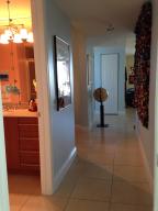 610 Clematis Condominium - Residential Lease