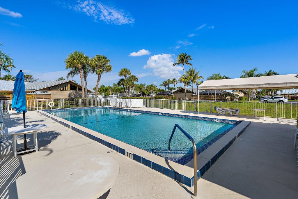 Photo of 1801 S US HIGHWAY 1 #5B, Jupiter, FL 33477 (MLS # B26079365)