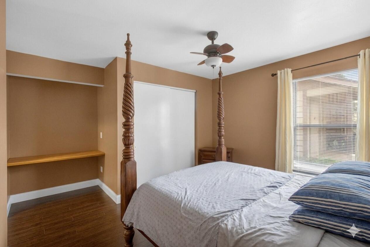 CROSSWINDS AT RIVER BRIDGE CONDO - Residential