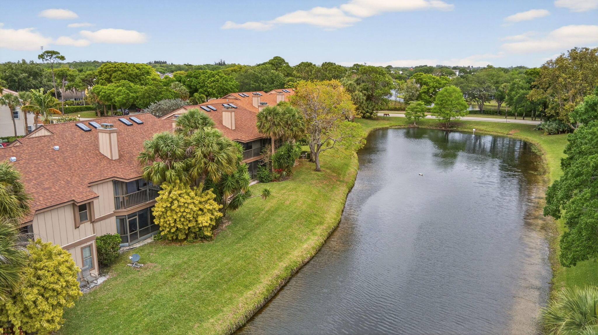 CROSSWINDS AT RIVER BRIDGE CONDO - Residential