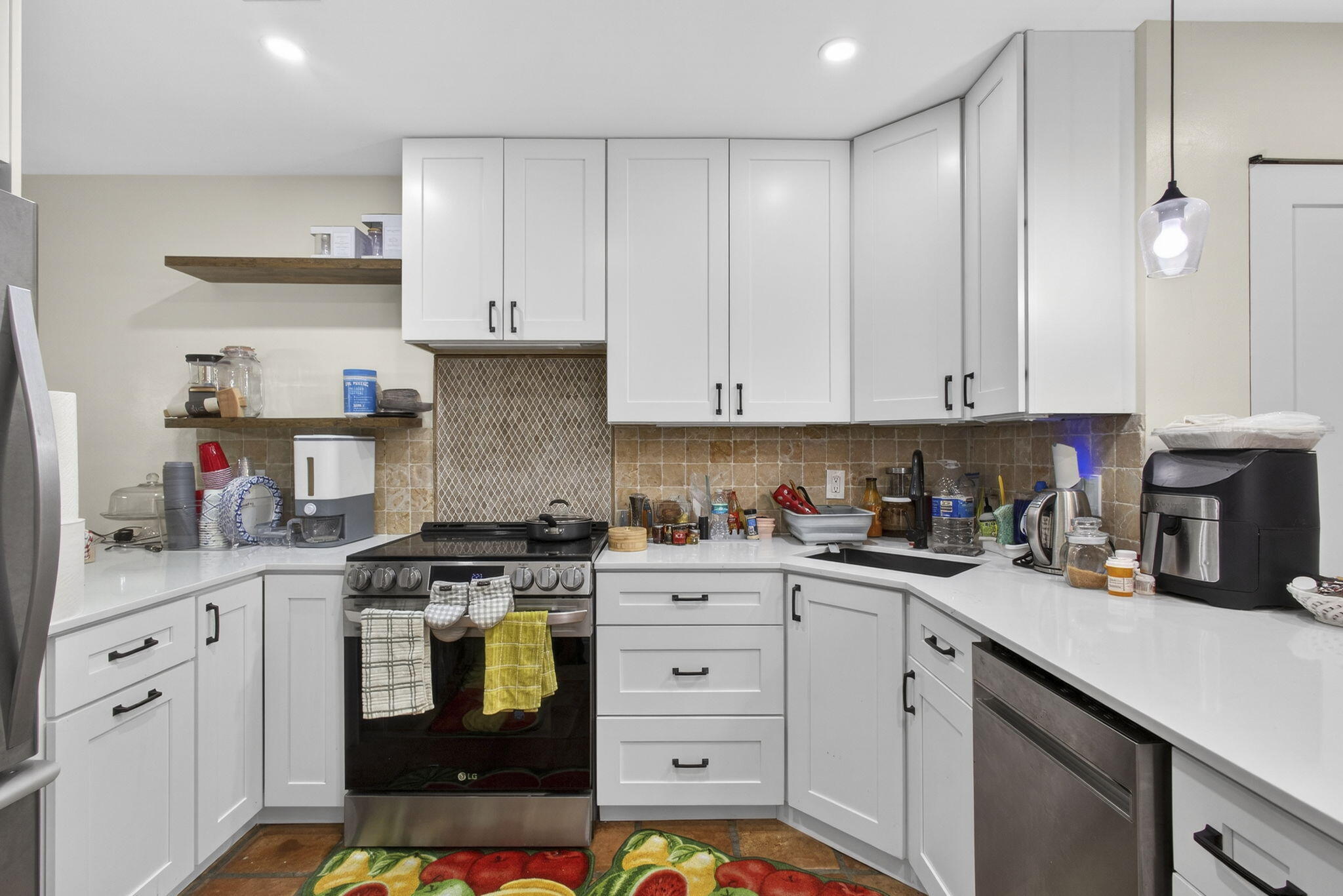 CROSSWINDS AT RIVER BRIDGE CONDO - Residential