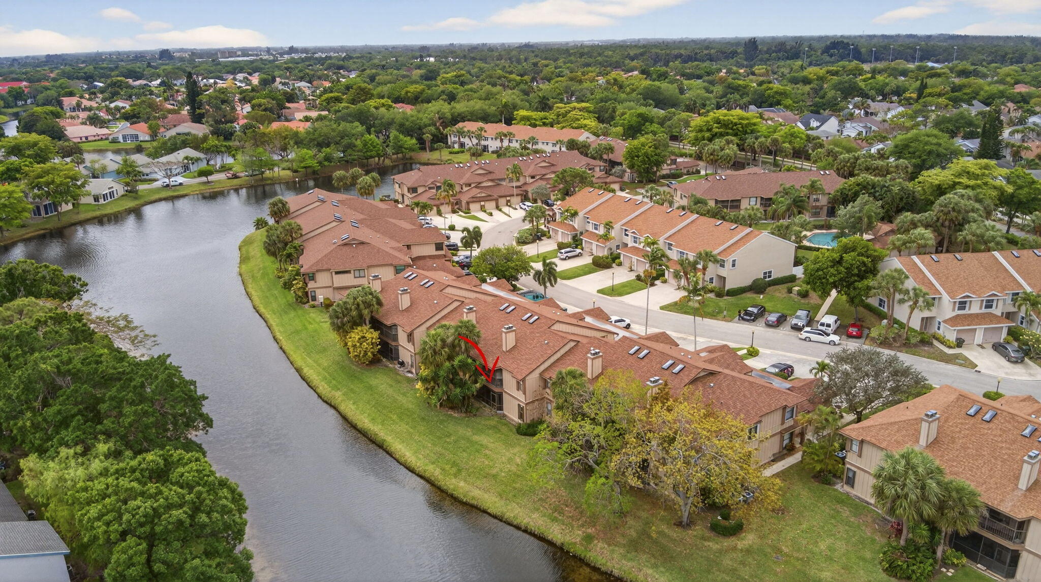 CROSSWINDS AT RIVER BRIDGE CONDO - Residential