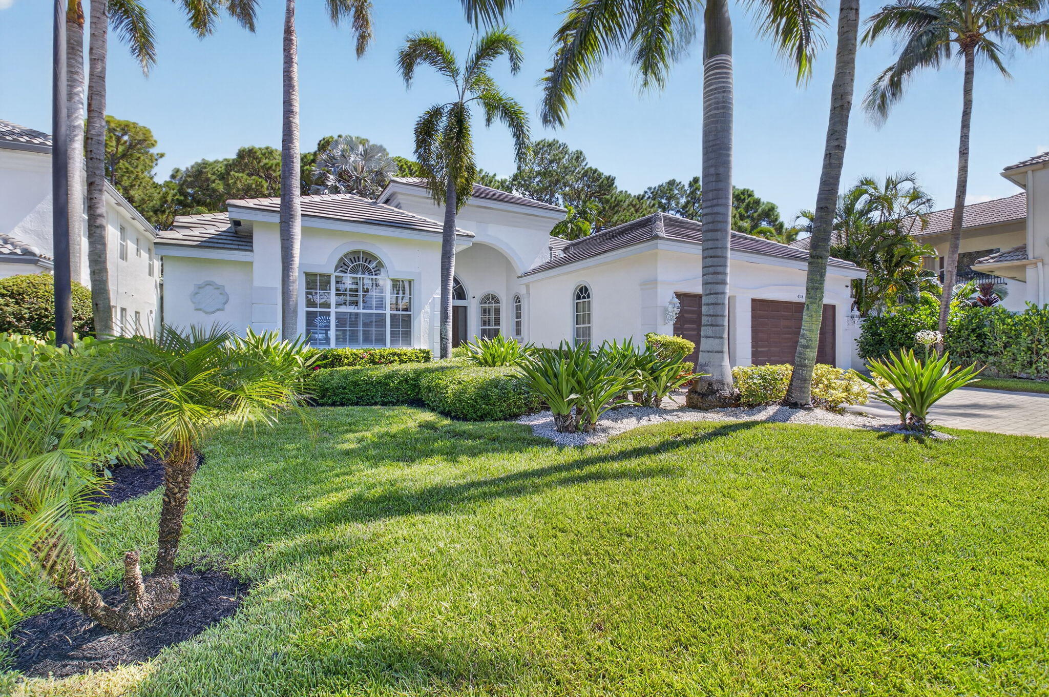 6718 ROYAL ORCHID Circle
