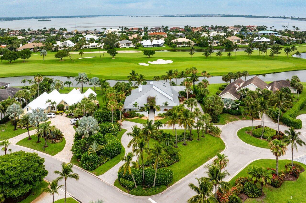 SAILFISH POINT - Residential