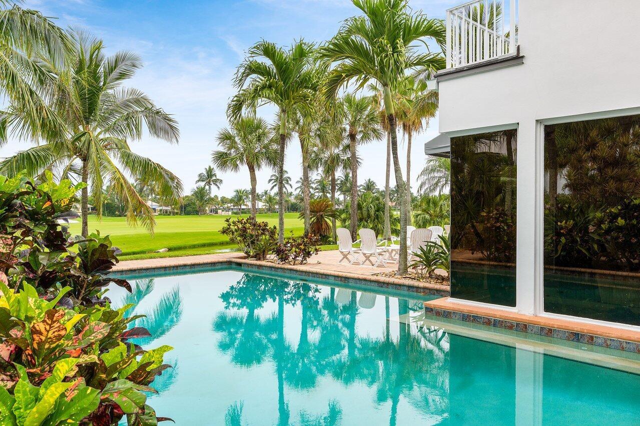 SAILFISH POINT - Residential