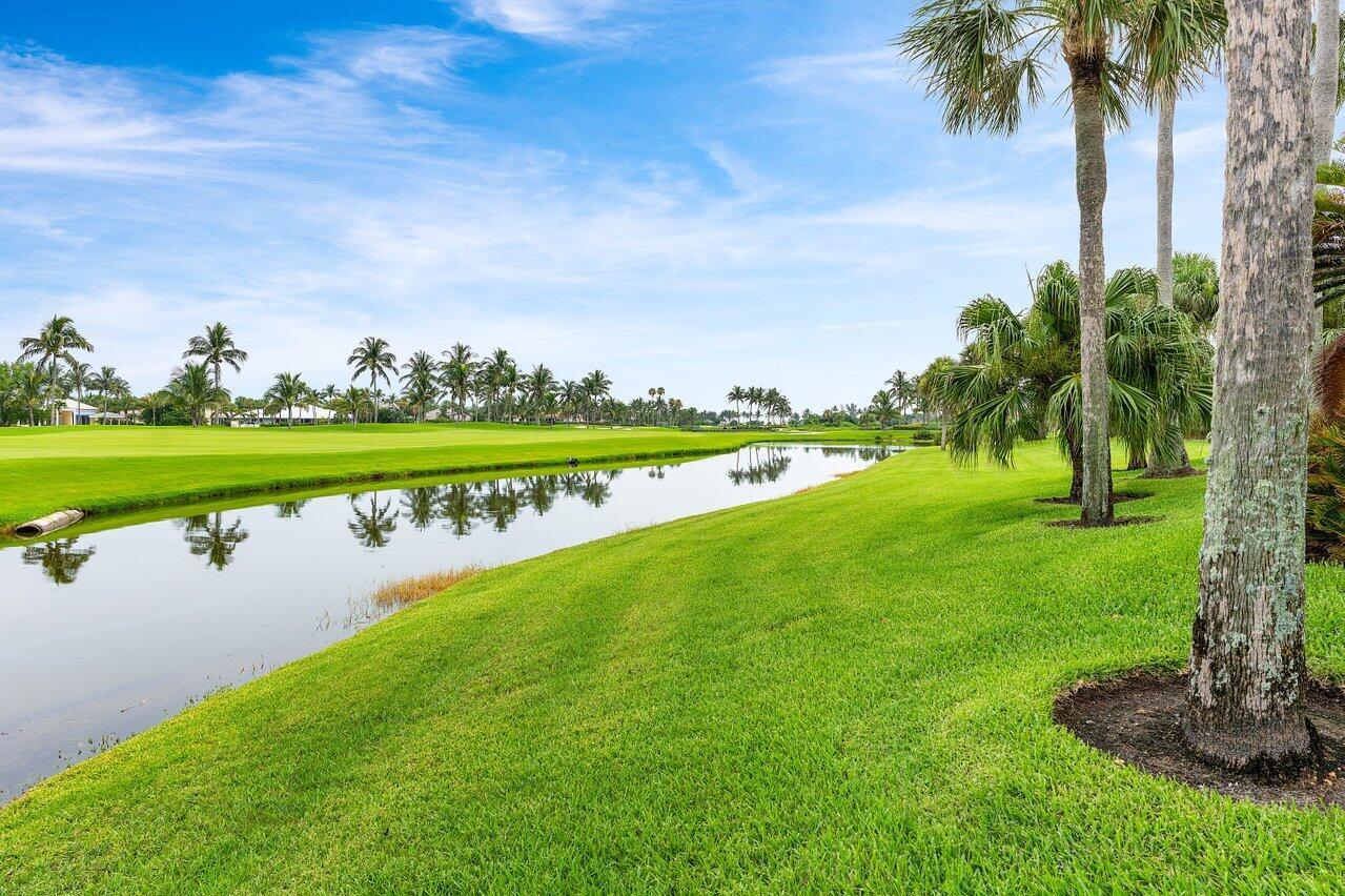 SAILFISH POINT - Residential