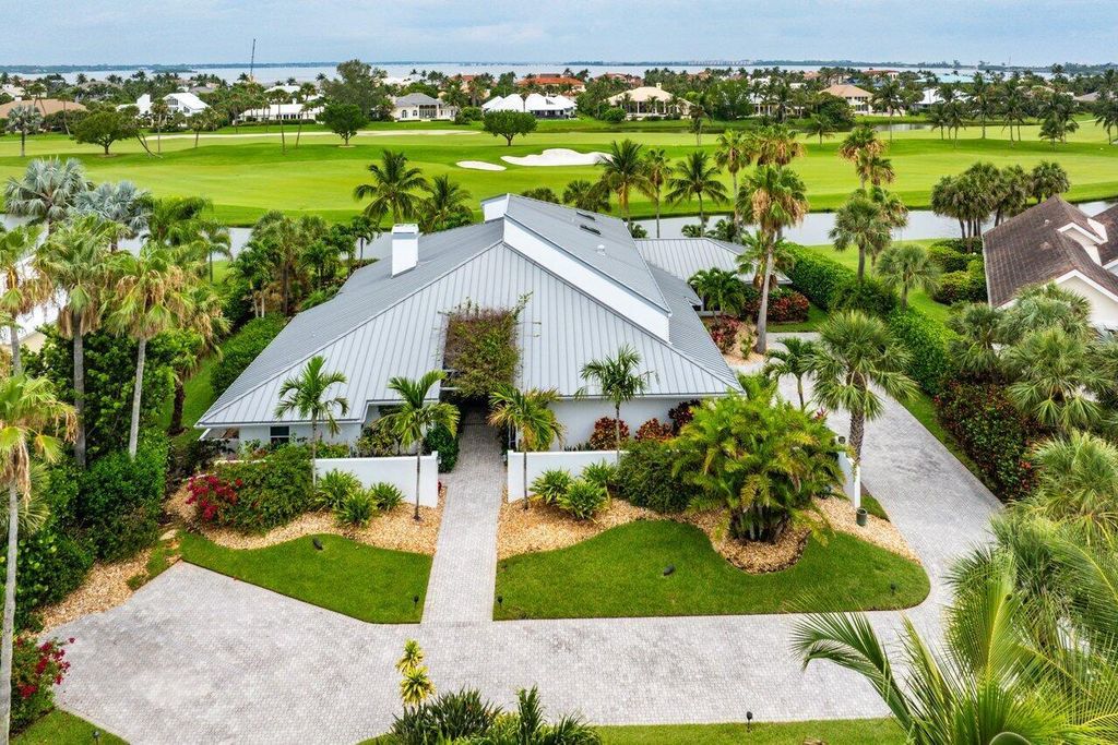 Photo of 2150 SE Golfview Lane, Stuart, FL 34996 (MLS # R11096321)