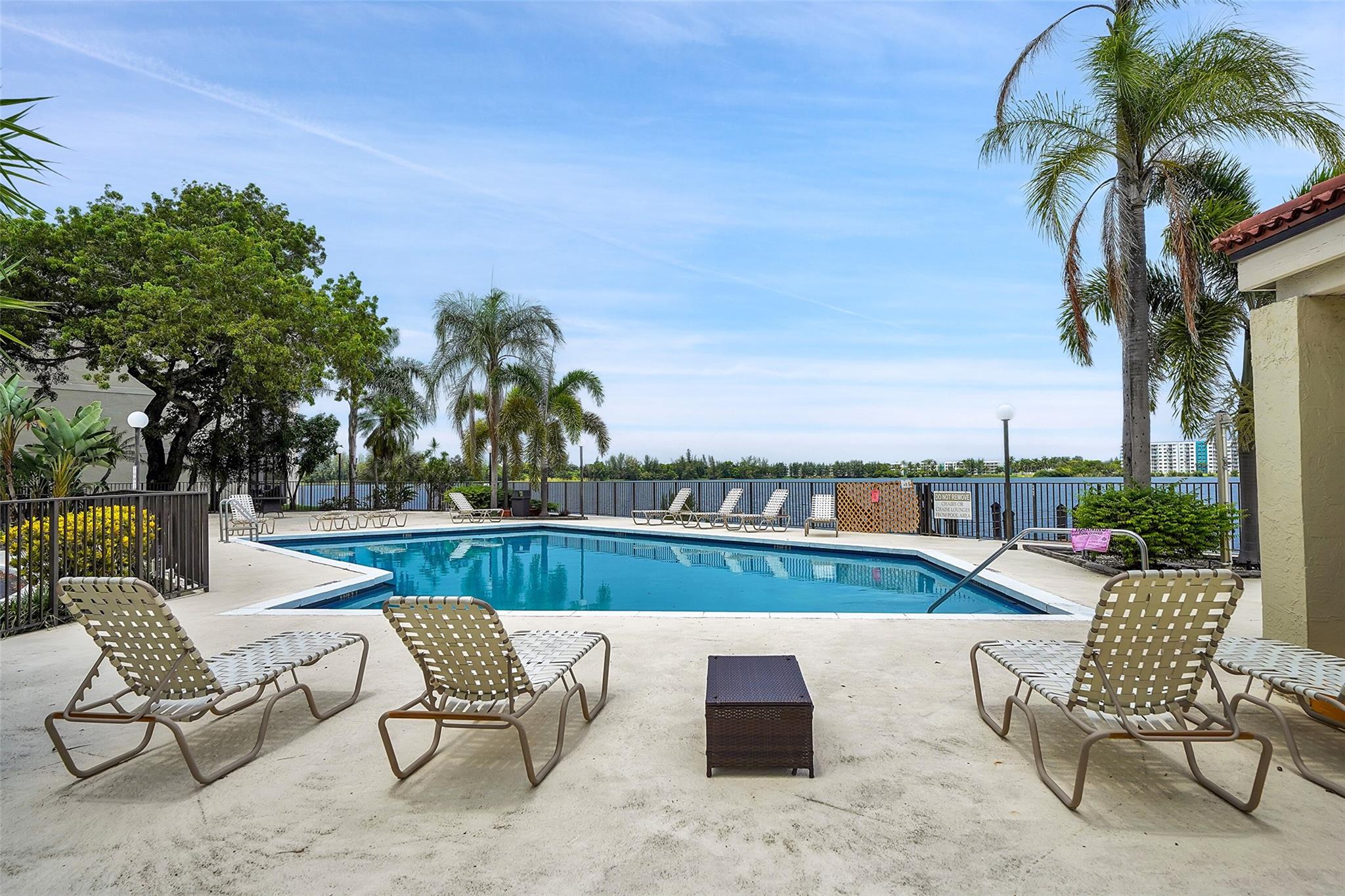 Lake Emerald - Residential