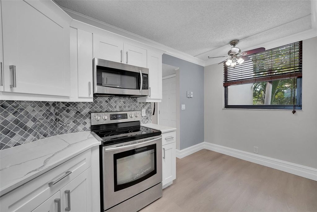 Photo of 116 Lake Emerald Drive #401, Oakland Park, FL 33309 (MLS # F10531104)