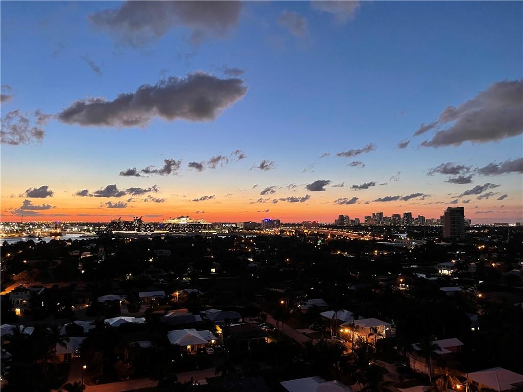 Everglades House Condo - Residential