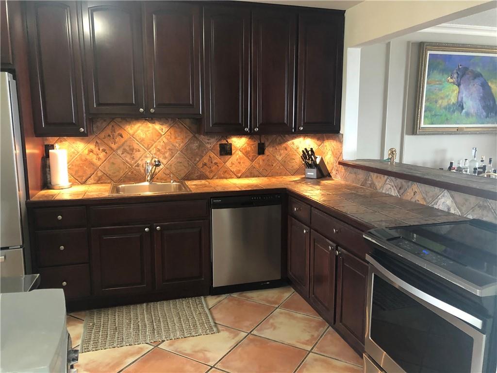 Everglades House Condo - Residential