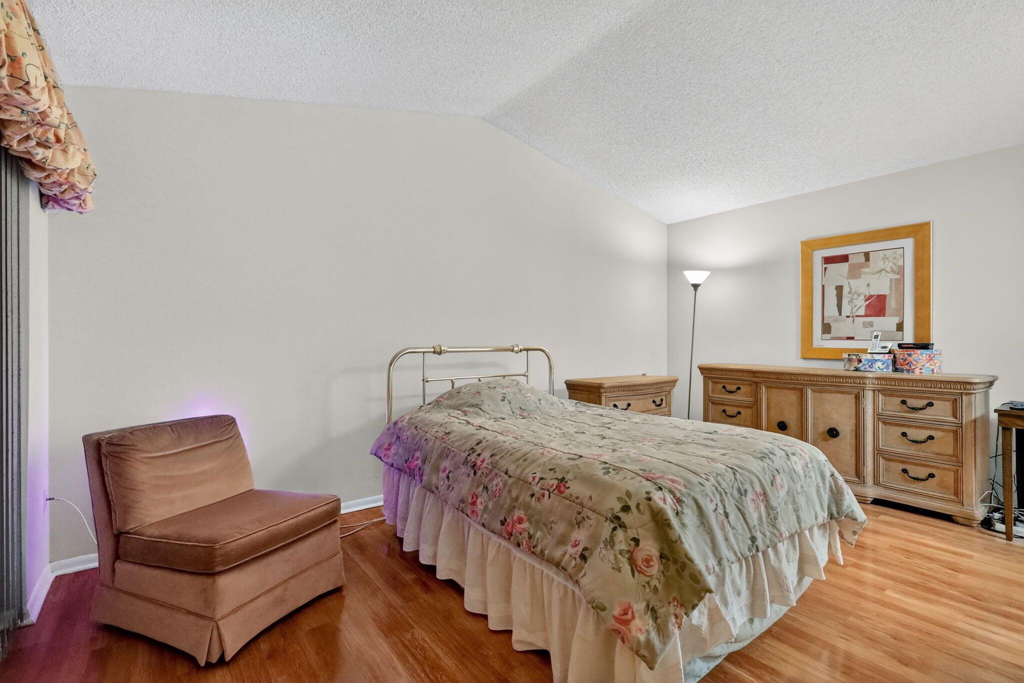 THE MOORS SEC 1 - Residential