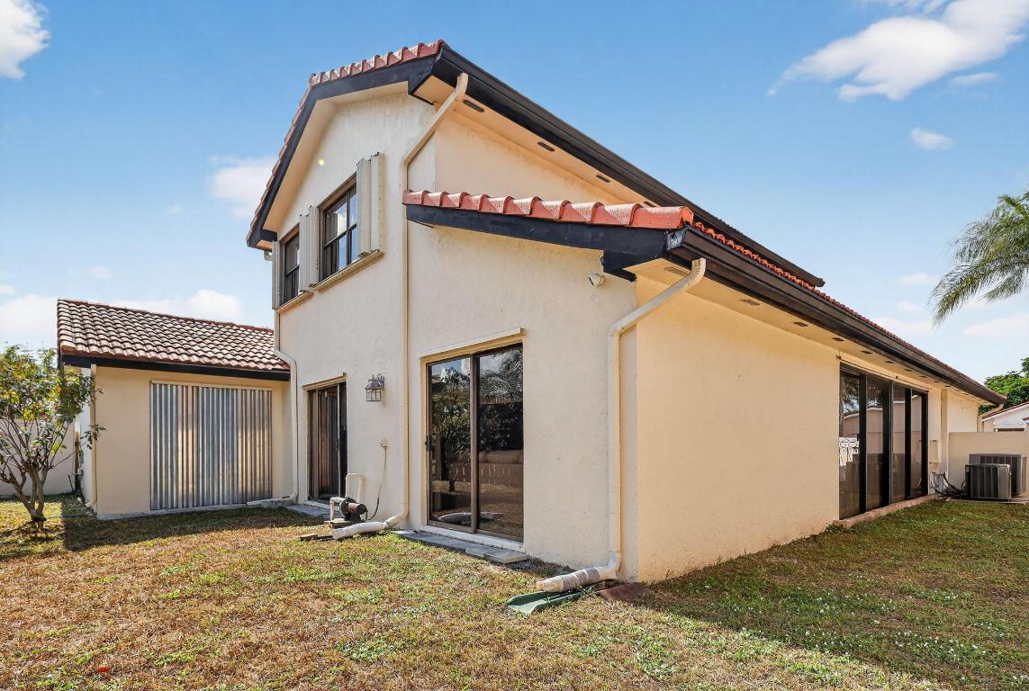 THE MOORS SEC 1 - Residential