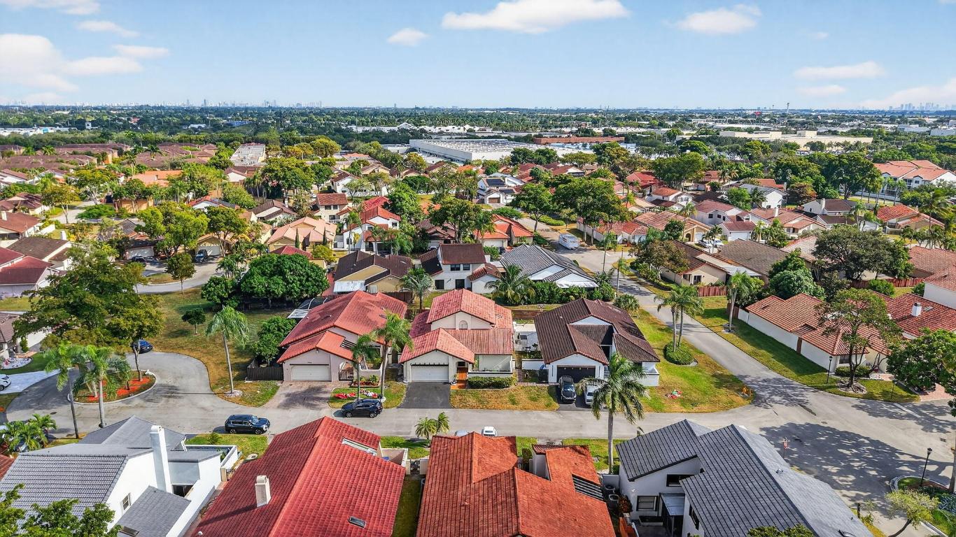 THE MOORS SEC 1 - Residential