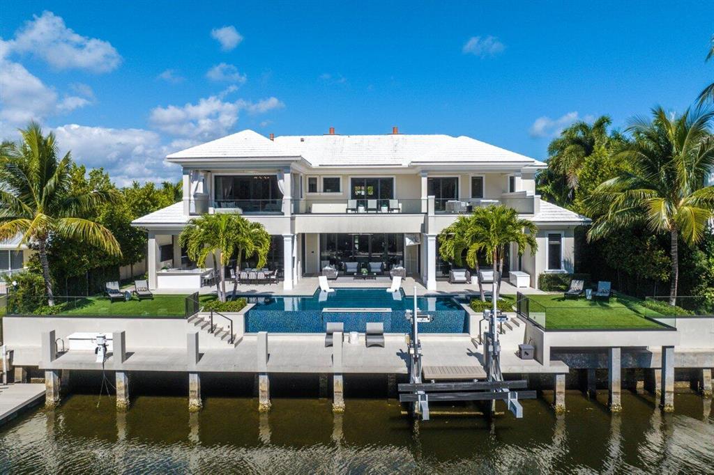 ROYAL PALM YACHT & COUNTR - Residential