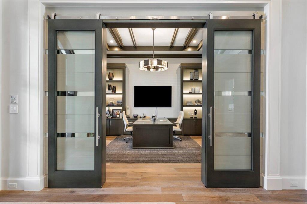 ROYAL PALM YACHT & COUNTR - Residential