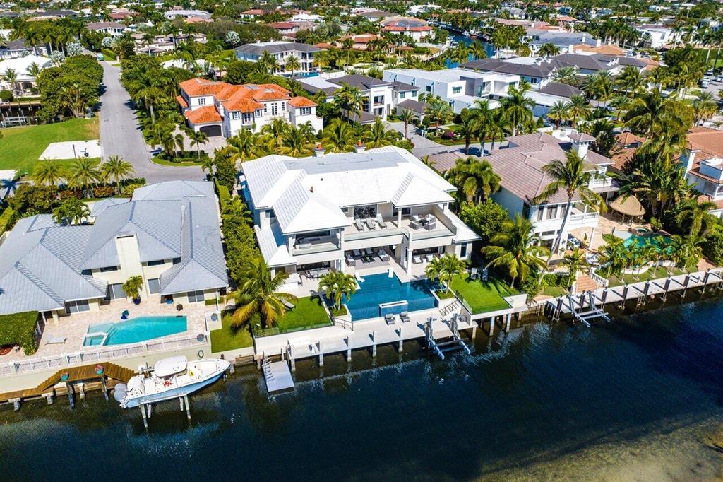 ROYAL PALM YACHT & COUNTR - Residential