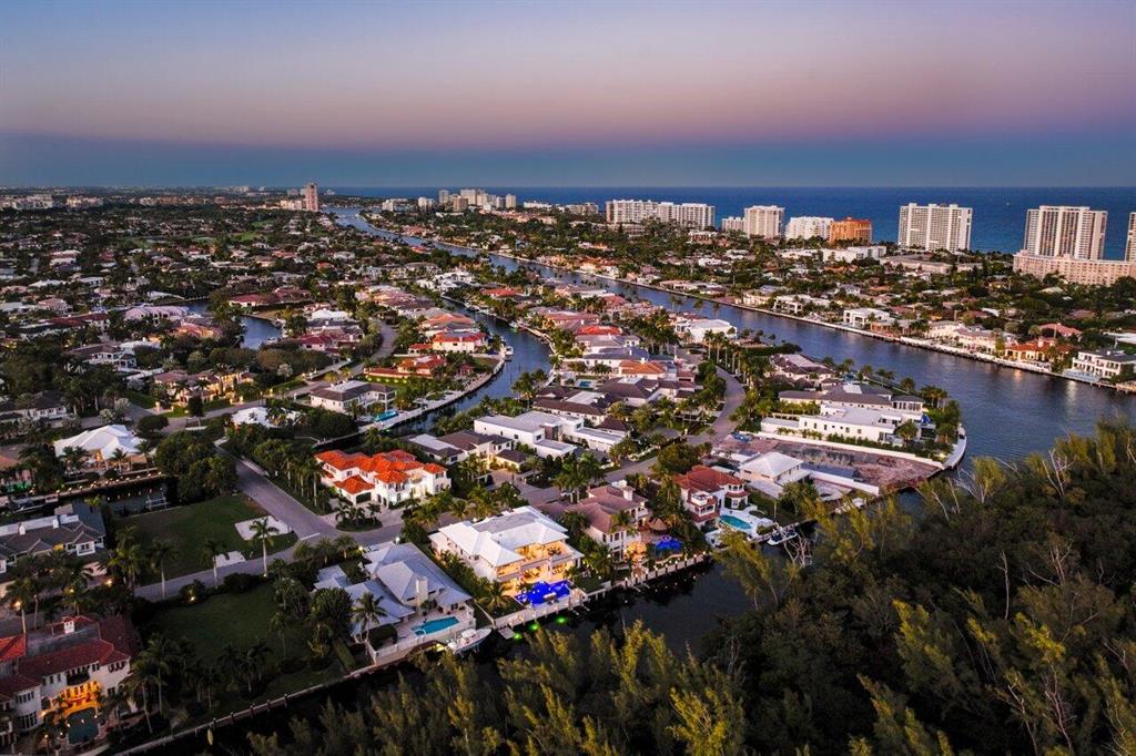 ROYAL PALM YACHT & COUNTR - Residential