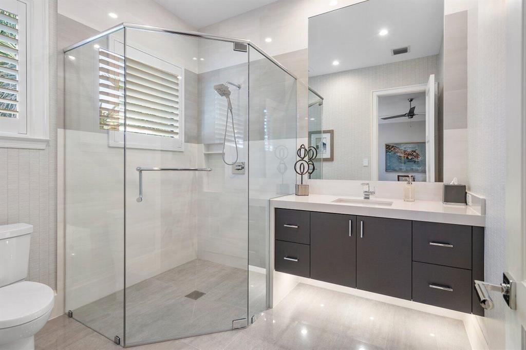 ROYAL PALM YACHT & COUNTR - Residential