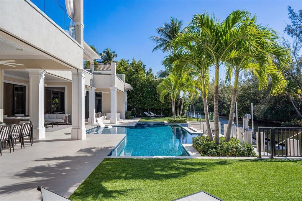 ROYAL PALM YACHT & COUNTR - Residential